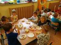 2017-10-03_sałatki_owocowe_w_przedszkolu - zdjęcie nr 8