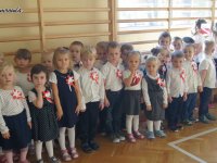 2018.11.09_spiewanie_hymnu_polski - zdjęcie nr 2