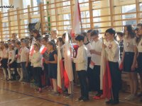 2018.11.09_spiewanie_hymnu_polski - zdjęcie nr 17